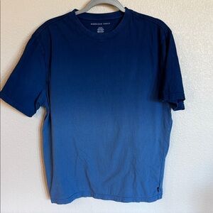 American Eagle Outfitters Men's Deep Blue Short Sleeve Tee